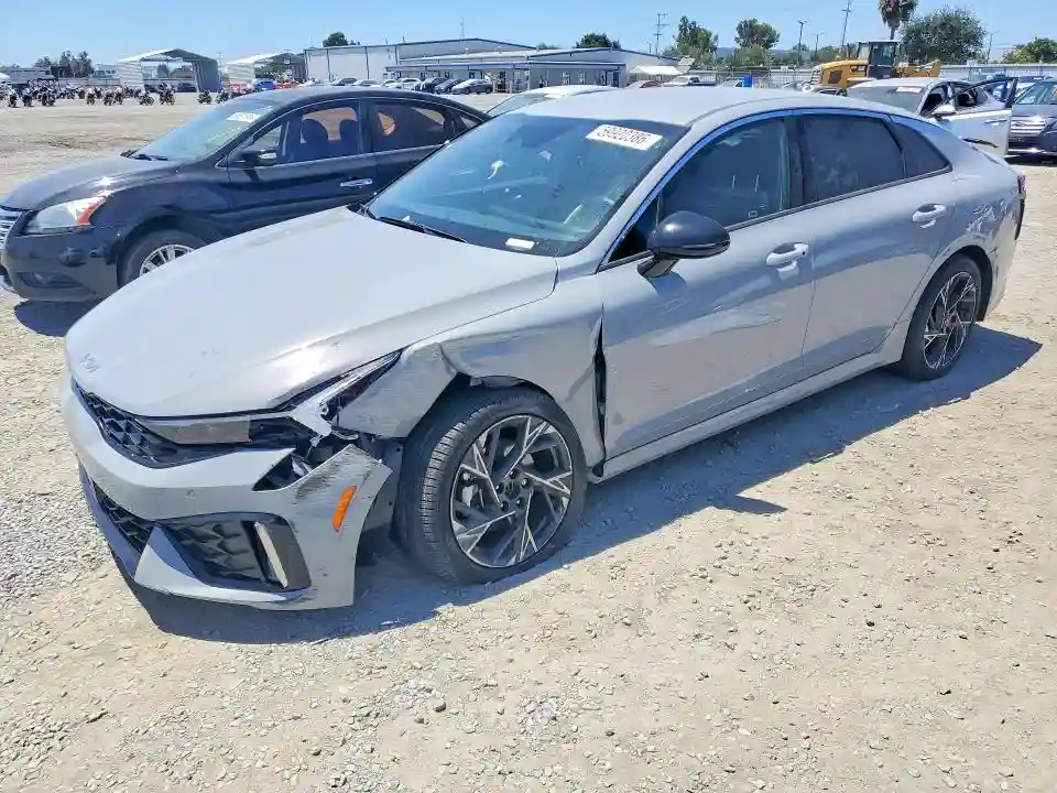 KNAG64J7XS5385201 2025 KIA K5-0