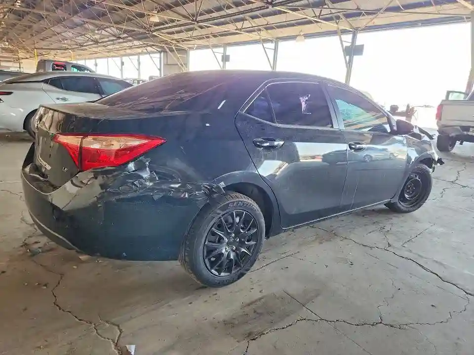5YFBURHE6KP931211 2019 TOYOTA COROLLA-2
