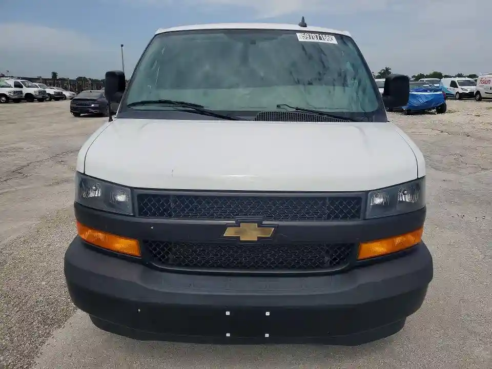 1GCWGAFP6P1115898 2023 CHEVROLET EXPRESS-4
