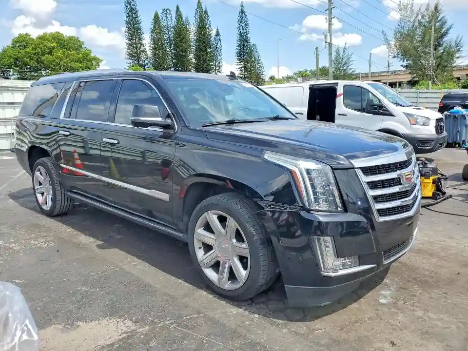 1GYS3JKJ0LR149661 2020 CADILLAC ESCALADE-3