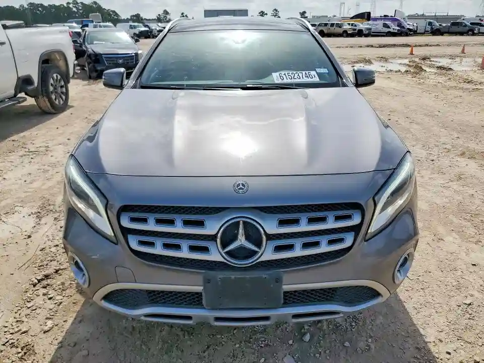 WDCTG4EB6JJ453927 2018 MERCEDES-BENZ GLA-CLASS-4