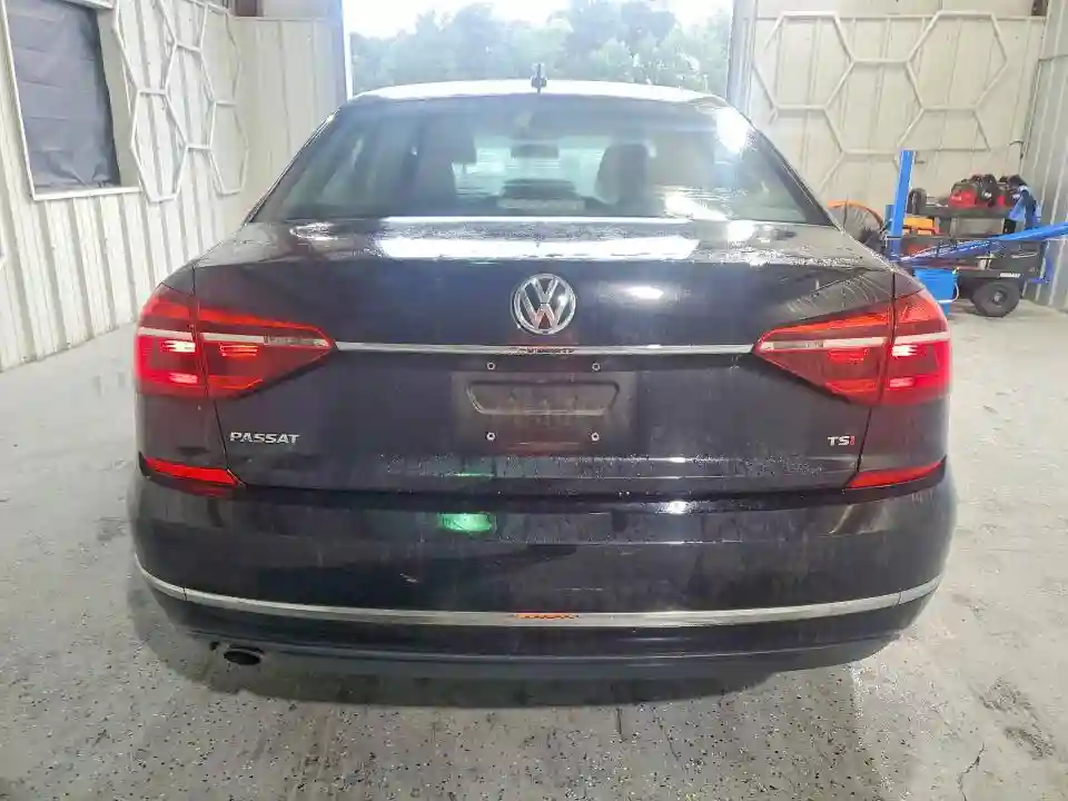 1VWAT7A30HC006725 2017 VOLKSWAGEN PASSAT-5