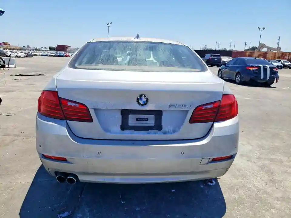 WBA5A5C56FD522668 2015 BMW 5 SERIES-5
