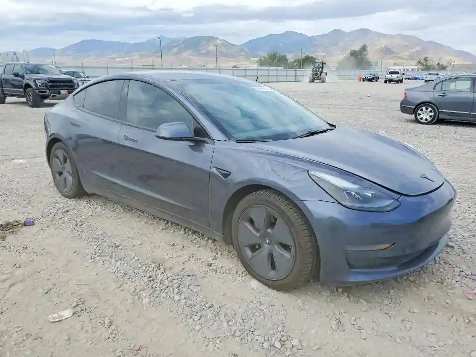 5YJ3E1EB0MF995725 2021 TESLA MODEL 3-3