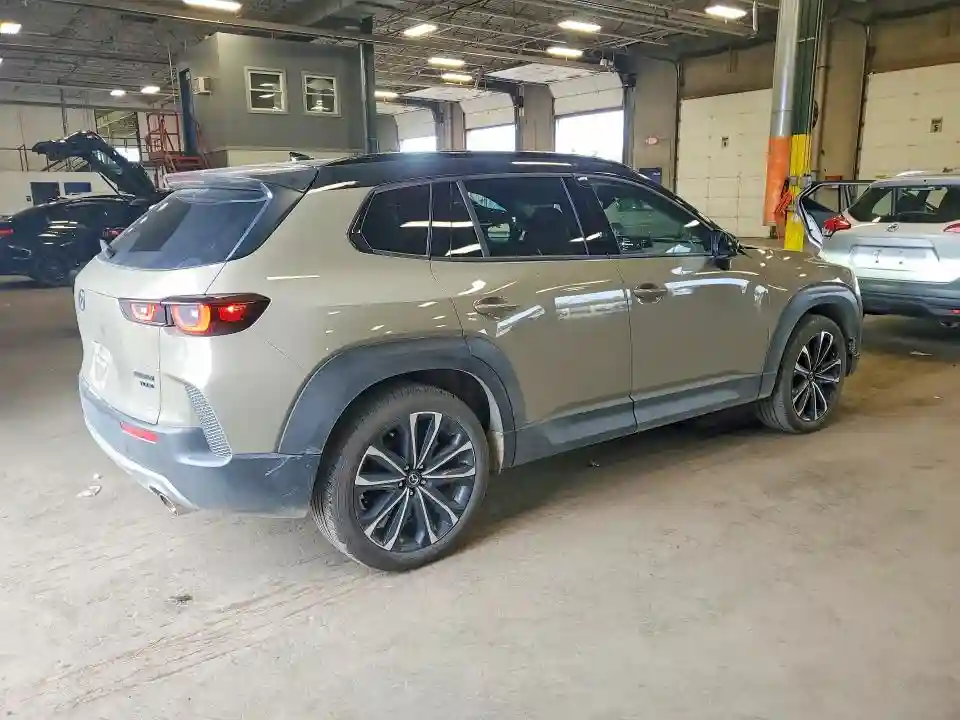 7MMVABDY3SN373764 2025 MAZDA CX-50-2