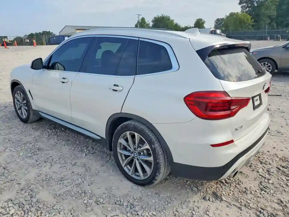 5UXTR7C59KLE93750 2019 BMW X3-1