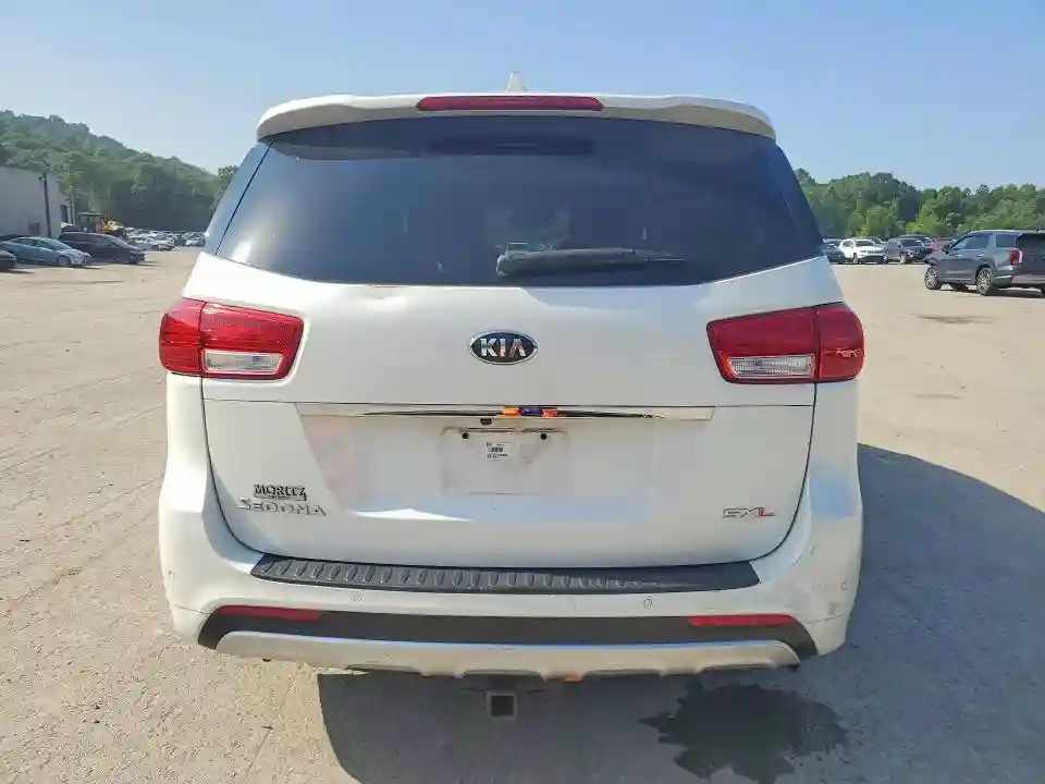 KNDME5C16G6140386 2016 KIA SEDONA-5