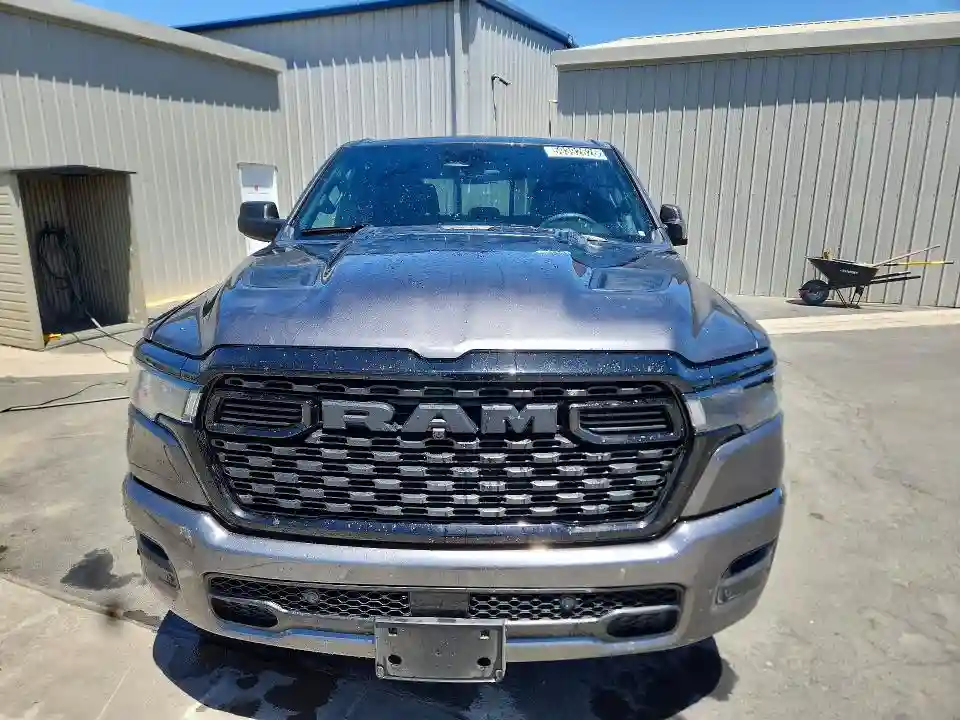 1C6SRFGP9TN272663 2026 RAM 1500-4