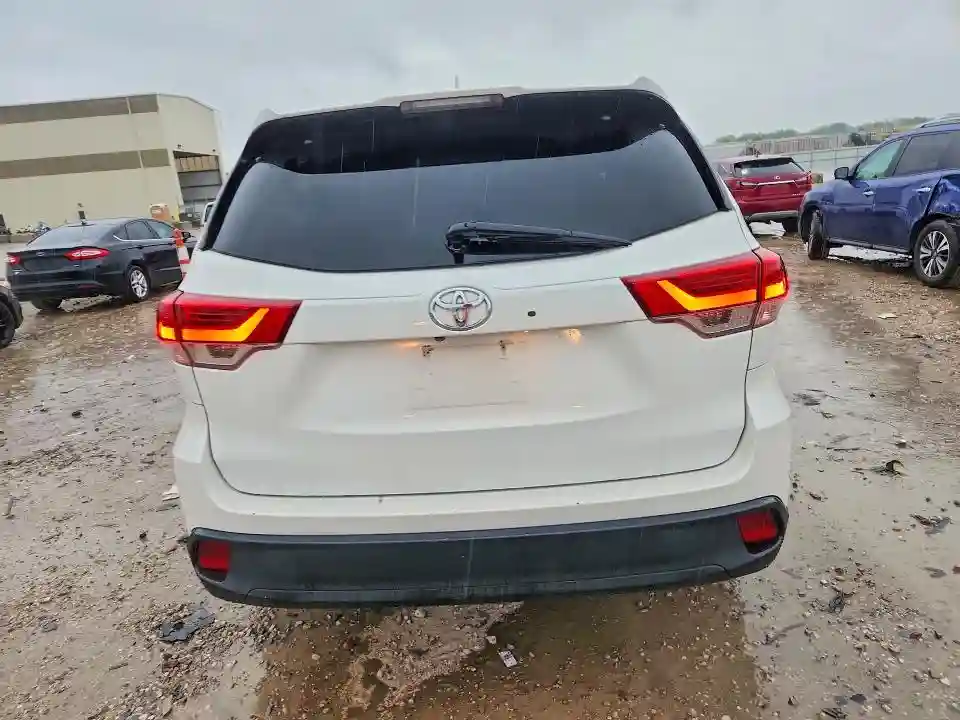 5TDKZRFH5KS572455 2019 TOYOTA HIGHLANDER-5