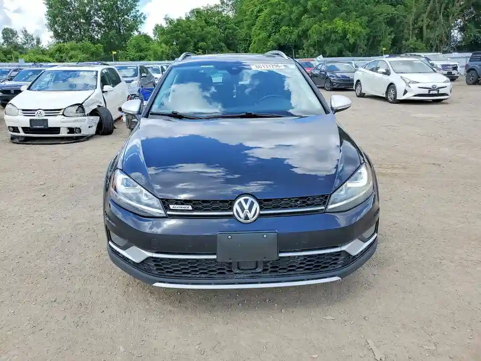 3VWH17AU4HM506656 2017 VOLKSWAGEN GOLF-4