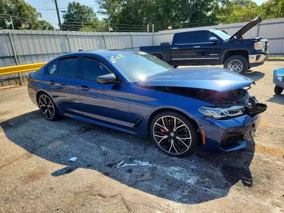 WBA13BK02MCF95068 2021 BMW M5-3