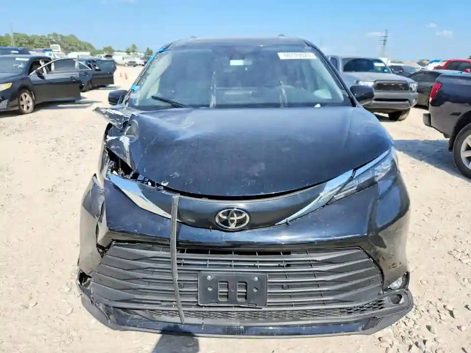 5TDYRKEC0TS293021 2026 TOYOTA SIENNA-4
