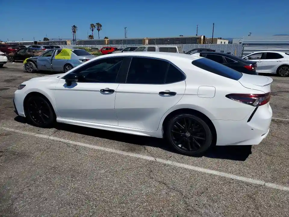 4T1G11AK2MU514685 2021 TOYOTA CAMRY-1