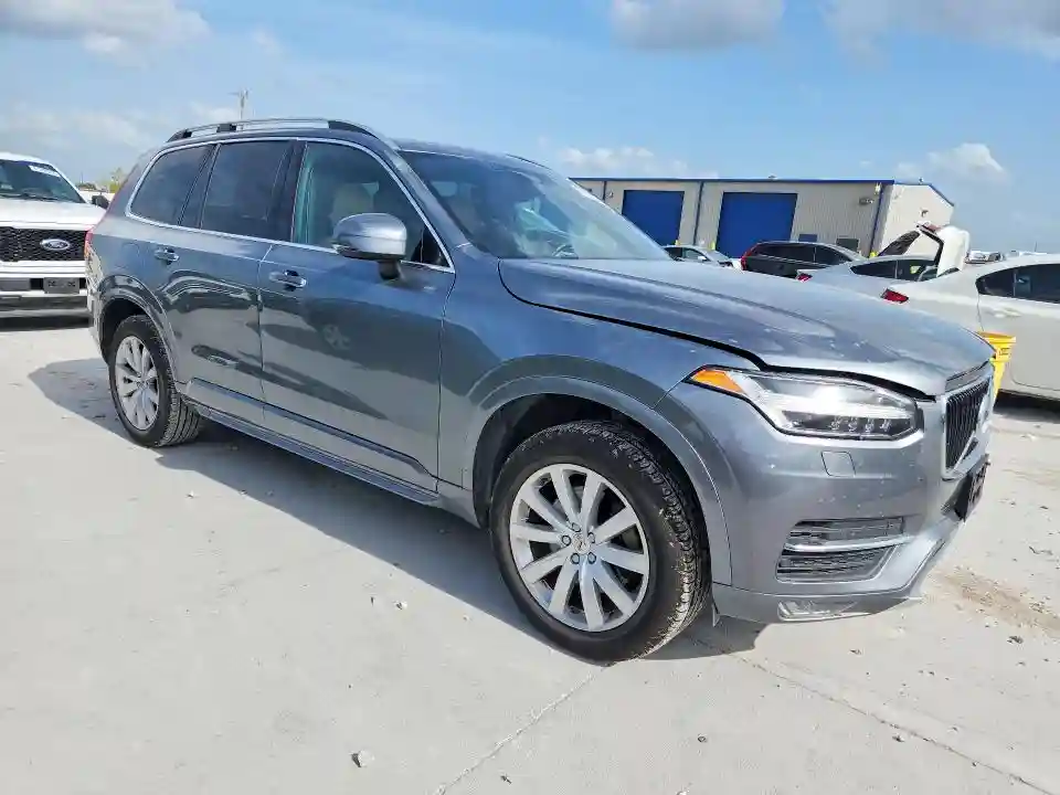 YV4A22PK0J1191106 2018 VOLVO XC90-3