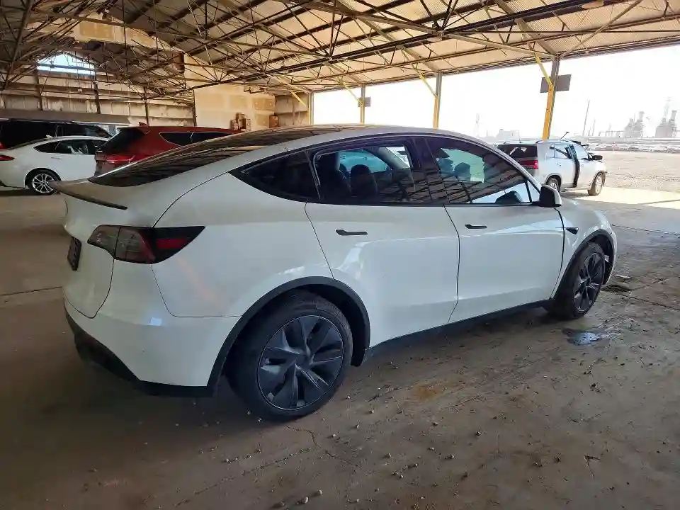 7SAYGDED1RF193049 2024 TESLA MODEL Y-2