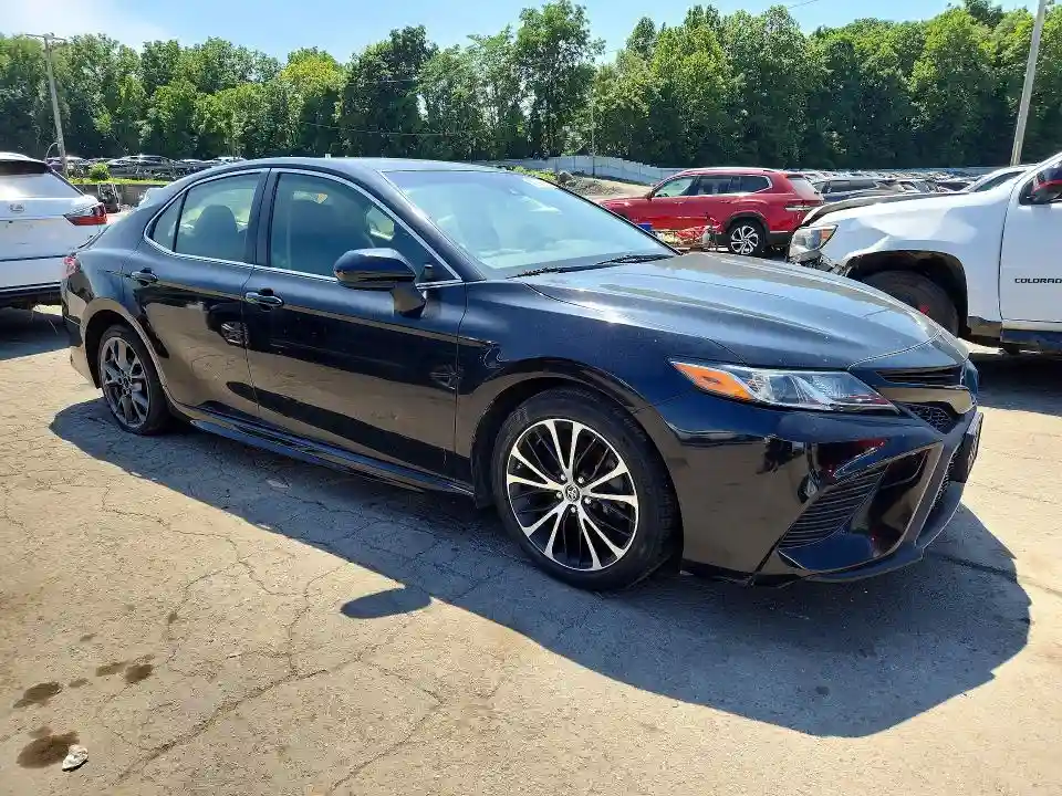 JTNB11HKXJ3004568 2018 TOYOTA CAMRY-3