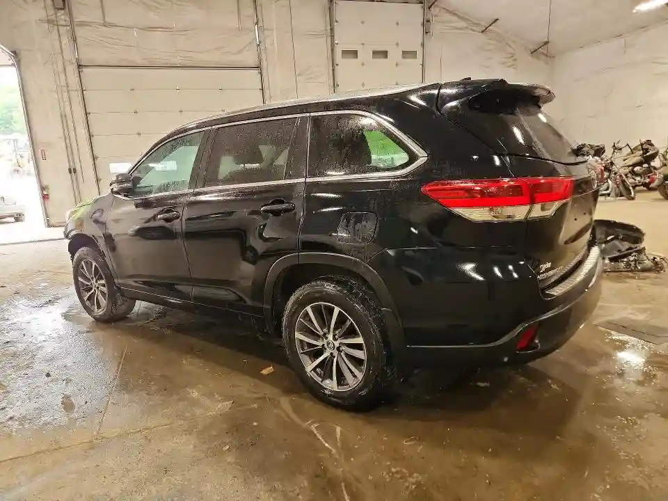 5TDJZRFH2JS883738 2018 TOYOTA HIGHLANDER-1