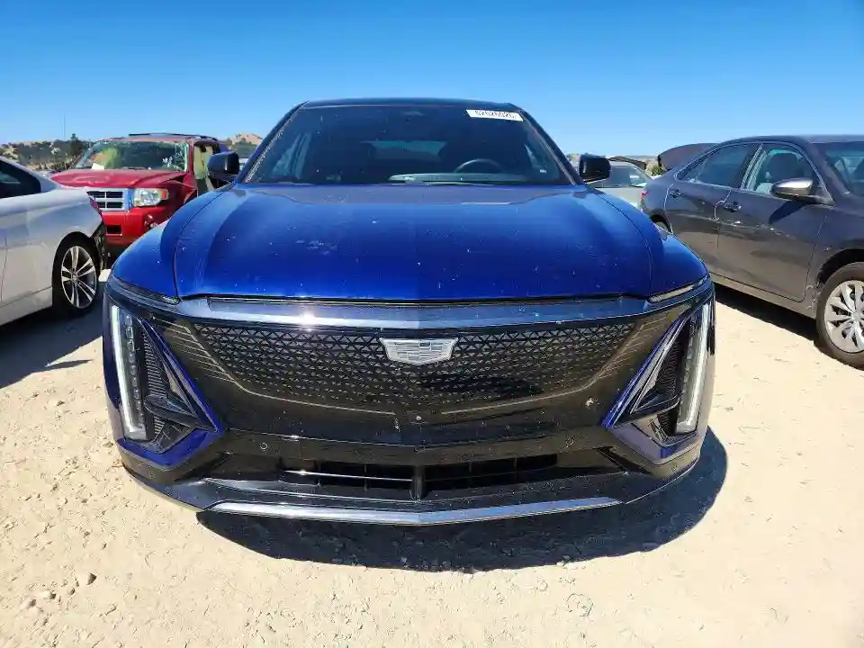 1GYKPWRL2RZ132412 2024 CADILLAC LYRIQ SPOR-4