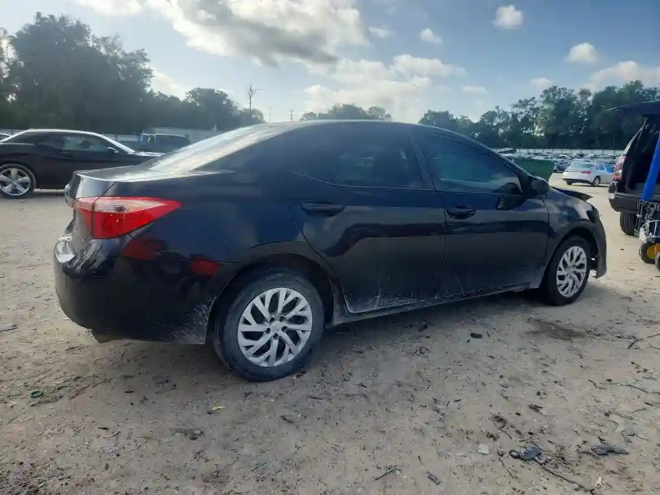 5YFBURHE9KP921479 2019 TOYOTA COROLLA-2