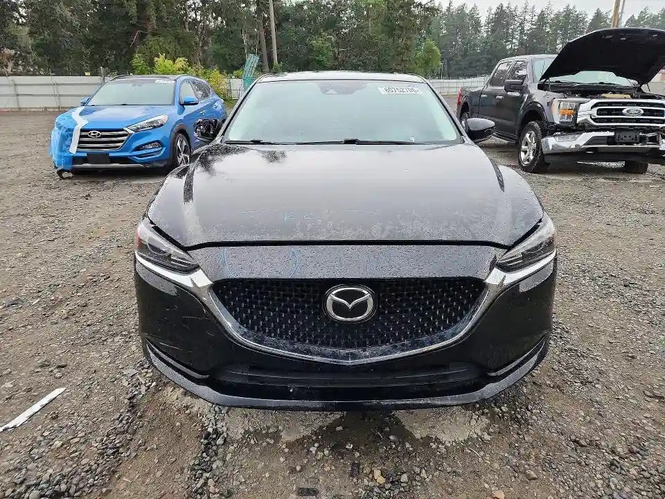 JM1GL1VM1J1312329 2018 MAZDA 6-4