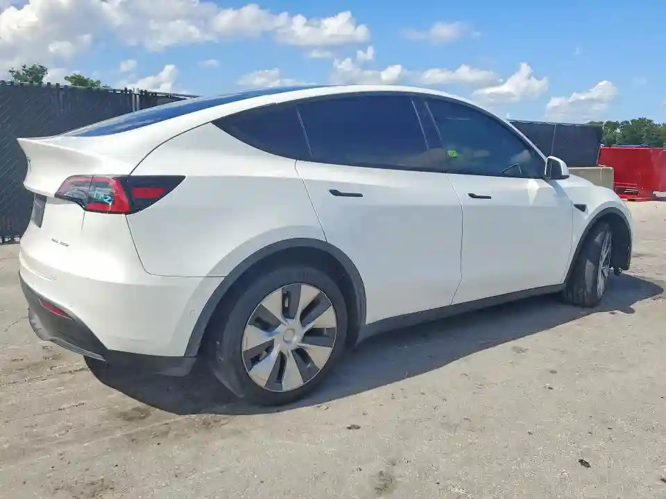 5YJYGDEE1MF306898 2021 TESLA MODEL Y-2