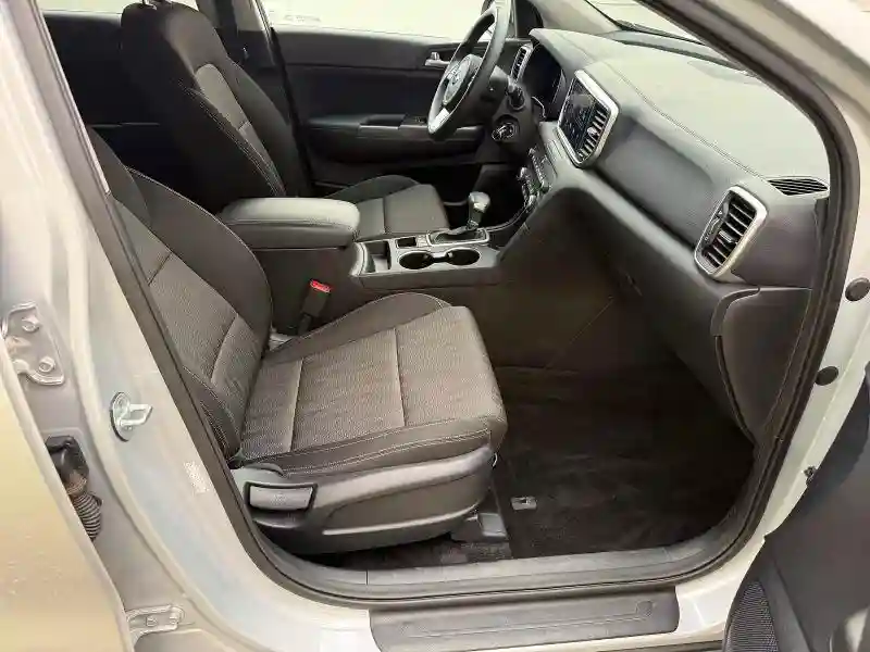KNDPMCAC9L7705663 2020 KIA SPORTAGE-4