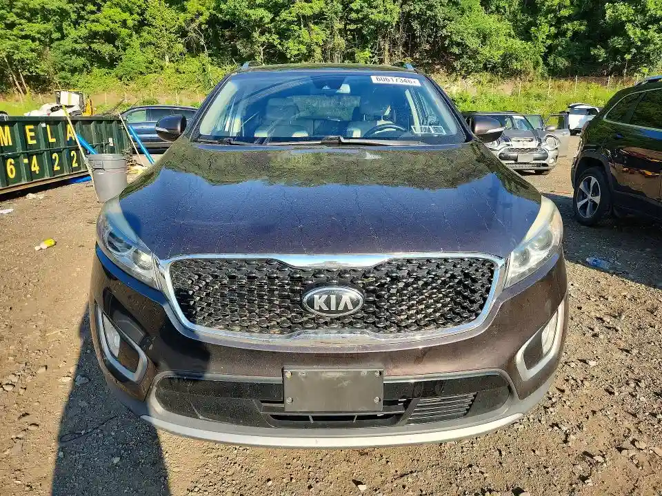 5XYPHDA11HG253646 2017 KIA SORENTO-4