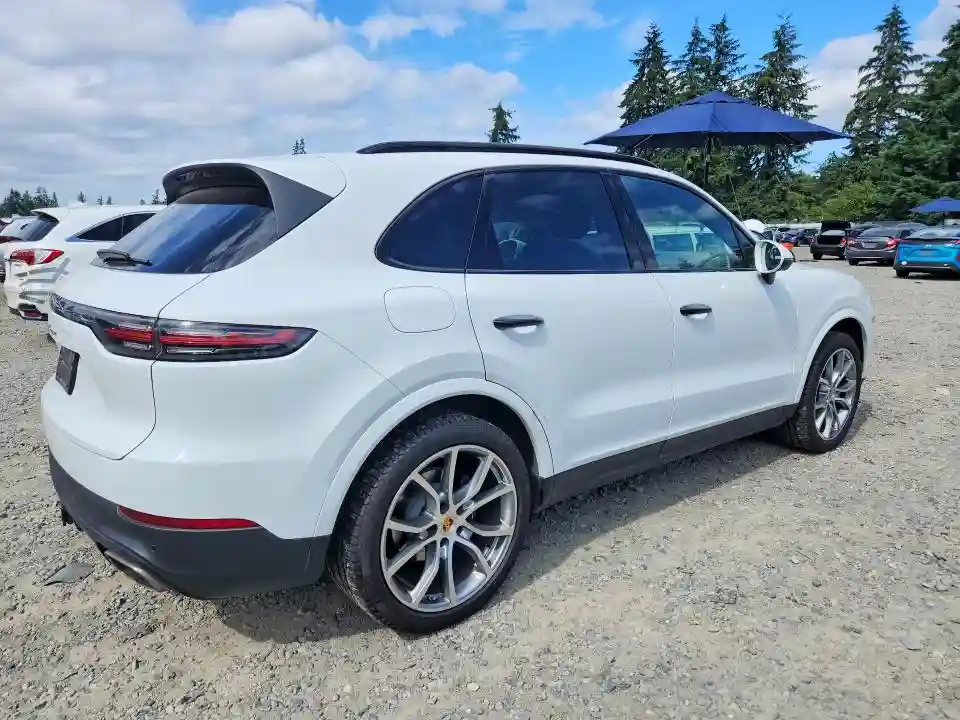 WP1AA2AYXMDA00764 2021 PORSCHE CAYENNE-2