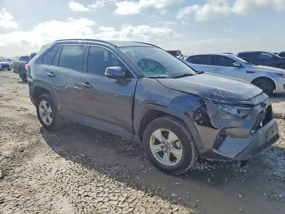2T3W1RFV2MC090771 2021 TOYOTA RAV4-3