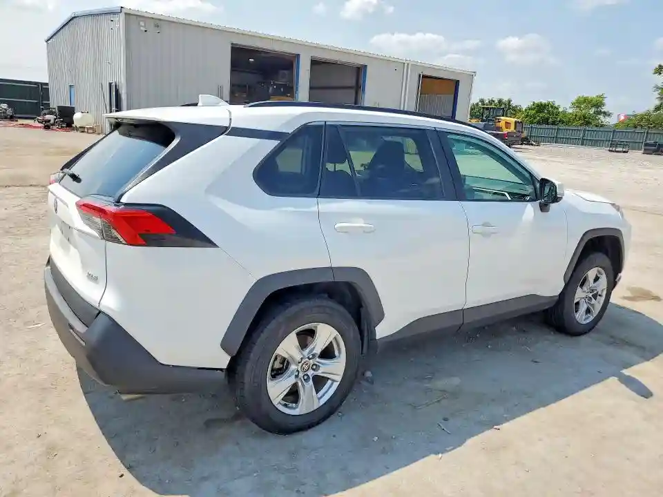 2T3W1RFV1MC125543 2021 TOYOTA RAV4-2