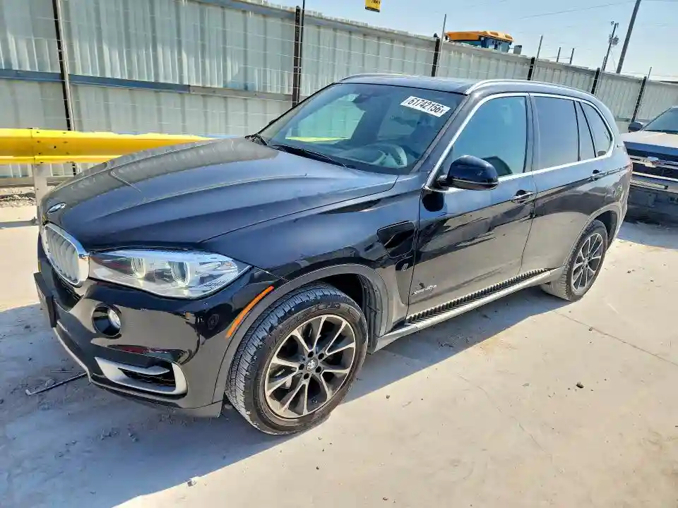 5UXKT0C55J0V99470 2018 BMW X5-0