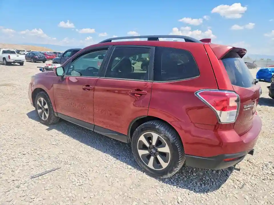 JF2SJAGC1HH450024 2017 SUBARU FORESTER-1