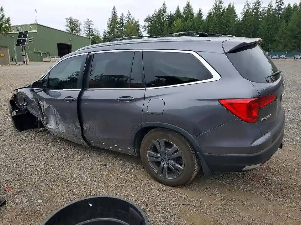 5FNYF6H60HB000753 2017 HONDA PILOT-1