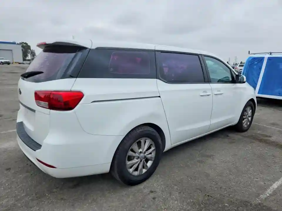 KNDMA5C15G6112087 2016 KIA SEDONA-2
