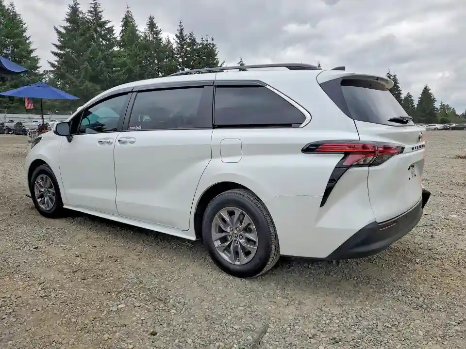5TDJRKECXNS125861 2022 TOYOTA SIENNA-1