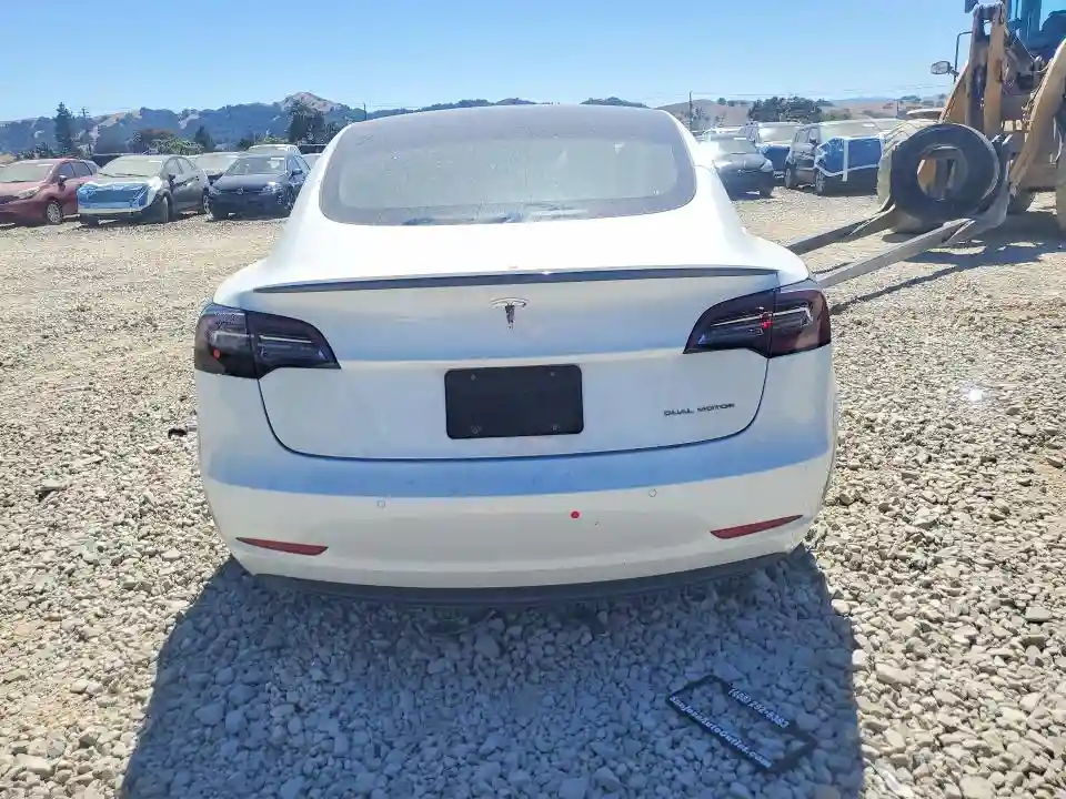 5YJ3E1EA5LF613937 2020 TESLA MODEL 3-5