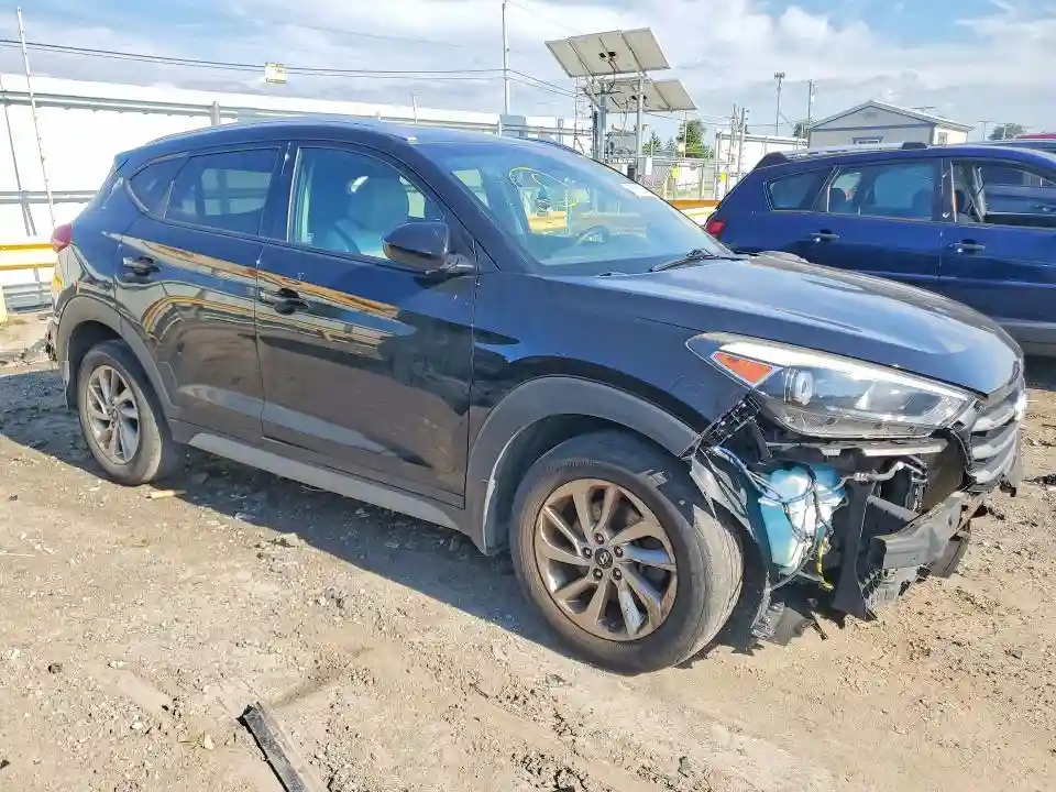 KM8J3CA49JU627199 2018 HYUNDAI TUCSON-3