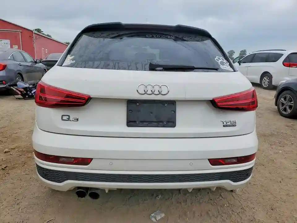 WA1GCCFS0JR030638 2018 AUDI Q3-5