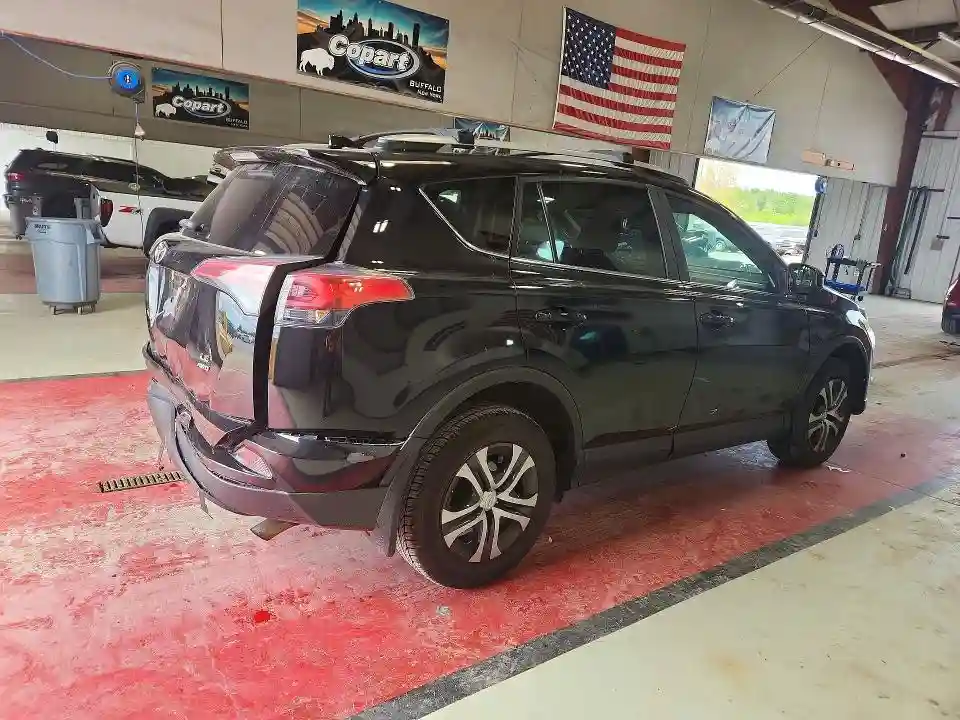 2T3BFREV6JW765551 2018 TOYOTA RAV4-2