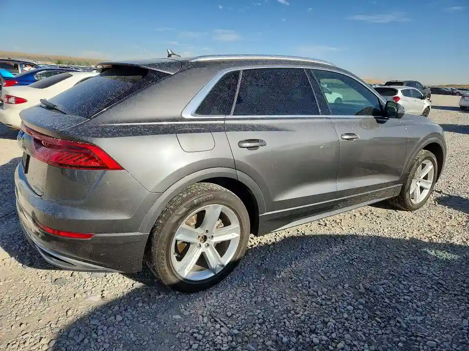 WA1AVAF19KD020023 2019 AUDI Q8-2