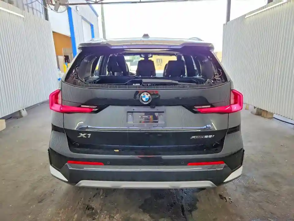 WBX73EF06T5602793 2026 BMW X1-5