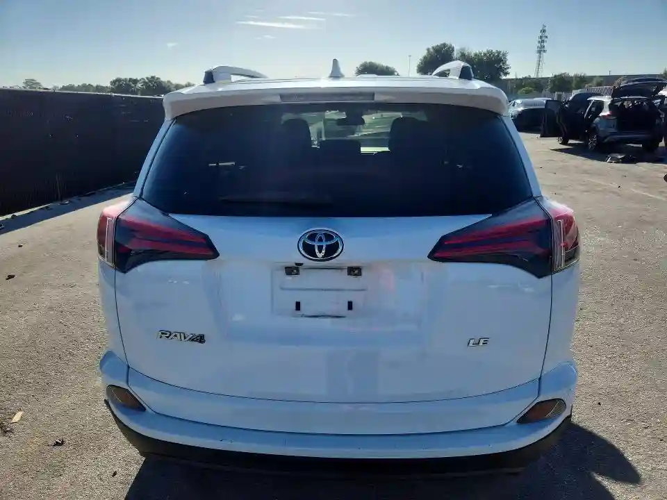 JTMZFREV6JJ203937 2018 TOYOTA RAV4-5