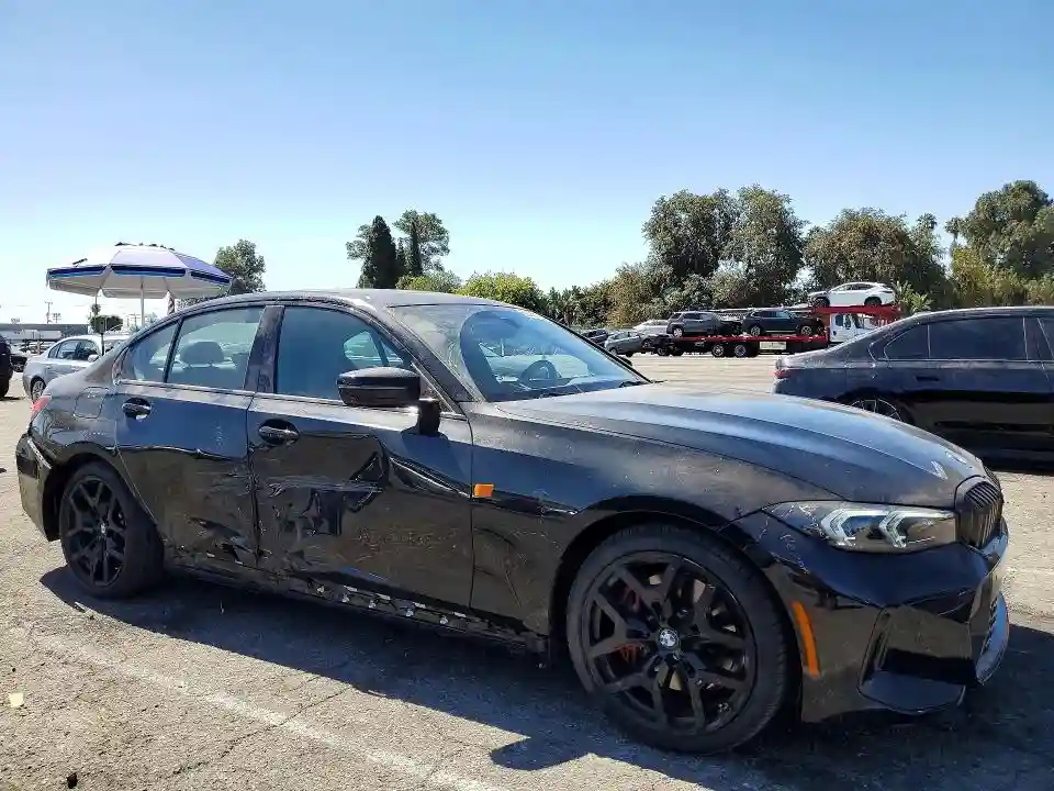 3MW69CW09S8F25184 2025 BMW 3 SERIES-3