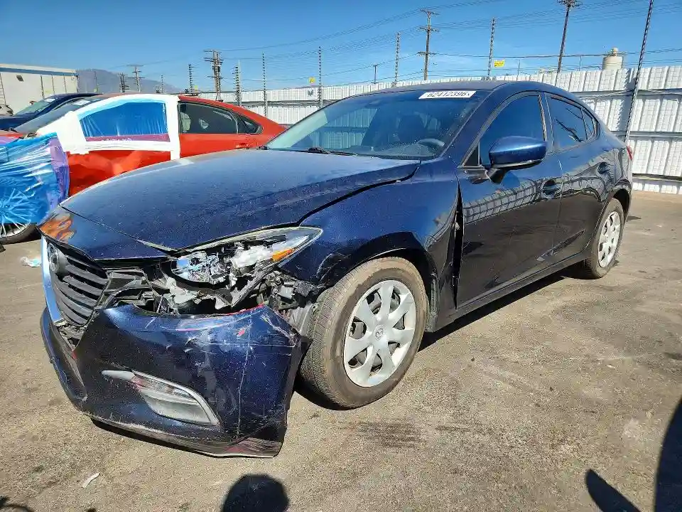 3MZBN1U78JM230968 2018 MAZDA 3-0
