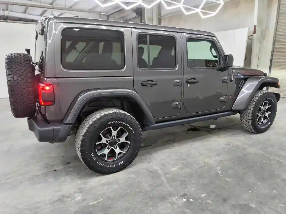 1C4HJXFG3MW617280 2021 JEEP WRANGLER-2