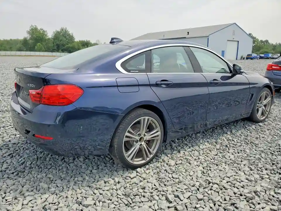 WBA4F9C57HG792076 2017 BMW 4 SERIES-2