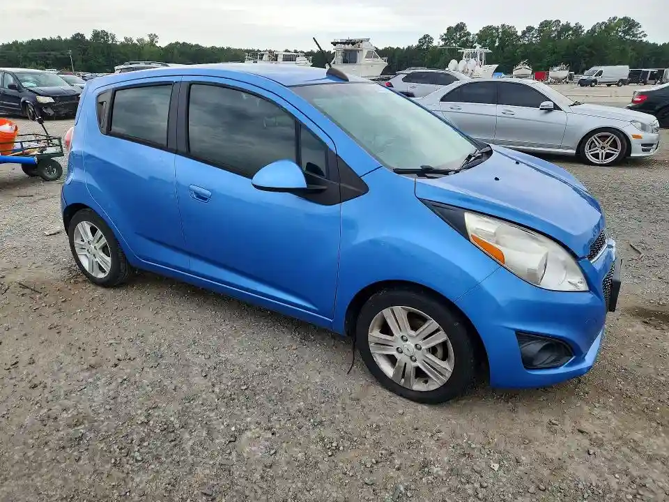 KL8CD6S91FC765685 2015 CHEVROLET SPARK-3
