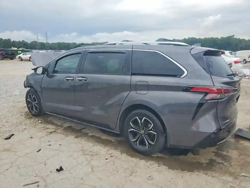5TDESKFC6SS154614 2025 TOYOTA SIENNA-1