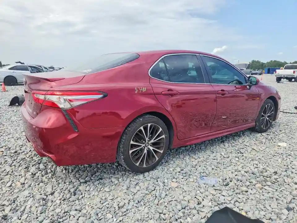 4T1B11HKXJU635296 2018 TOYOTA CAMRY-2
