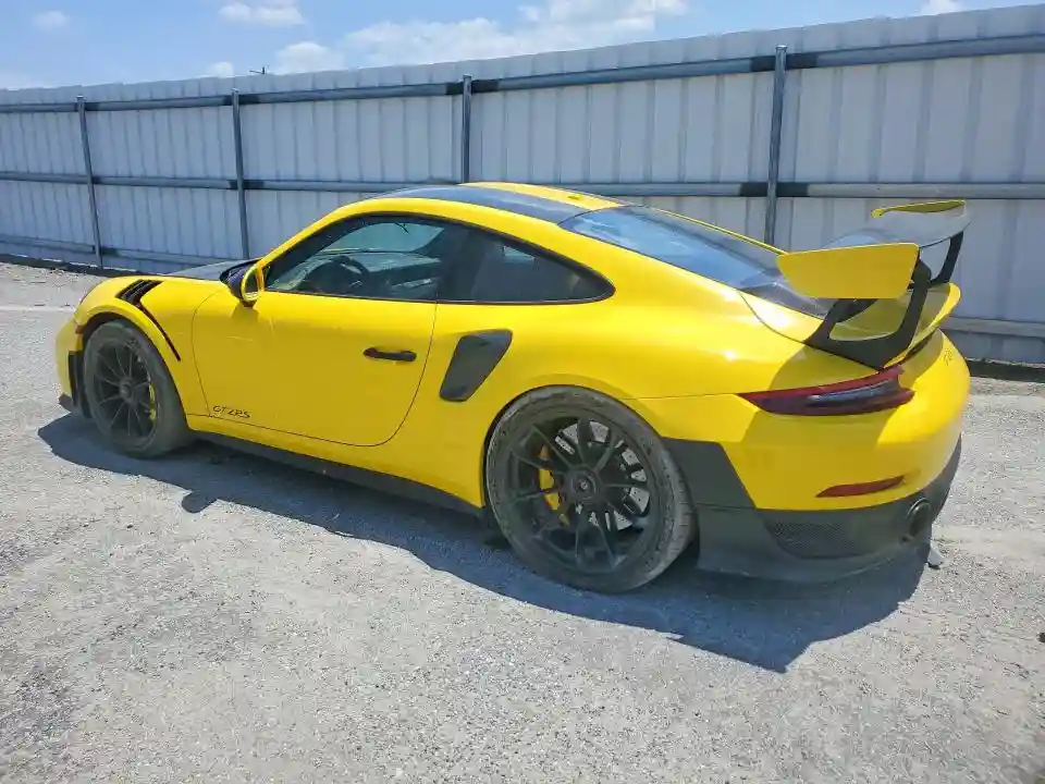 WP0AE2A93JS186024 2018 PORSCHE 911-1